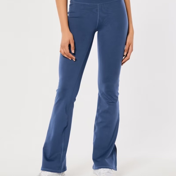 GILLY HICKS RECHARGE HIGH-RISE SPLIT-HEM KICK FLARE PANTS - Picture 1 of 3